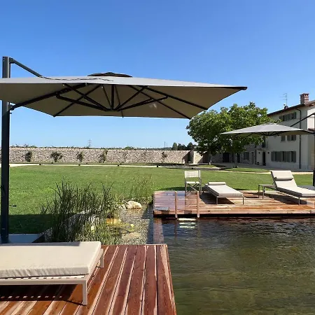 Konukevi Corte Lanfranconi Relais Adults Only