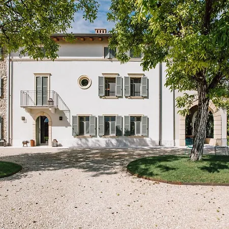 Corte Lanfranconi Relais Adults Only Konukevi Pescantina