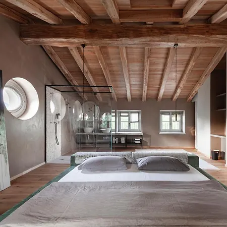 Corte Lanfranconi Relais Guest house *