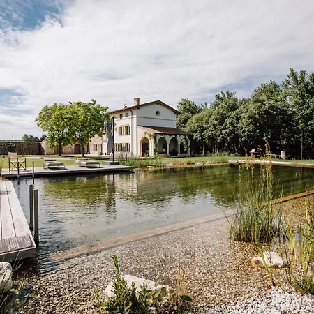 Corte Lanfranconi Relais Guest house *