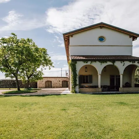 Corte Lanfranconi Relais Guest house