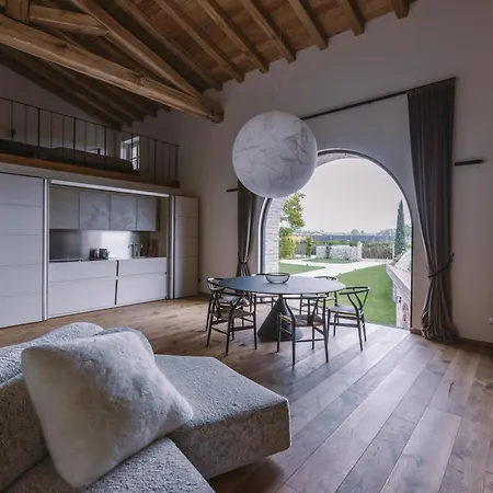 Corte Lanfranconi Relais Guest house Pescantina