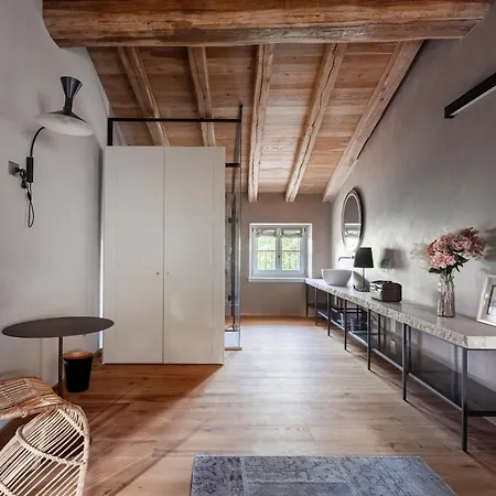 Corte Lanfranconi Relais Adults Only 4* Pescantina